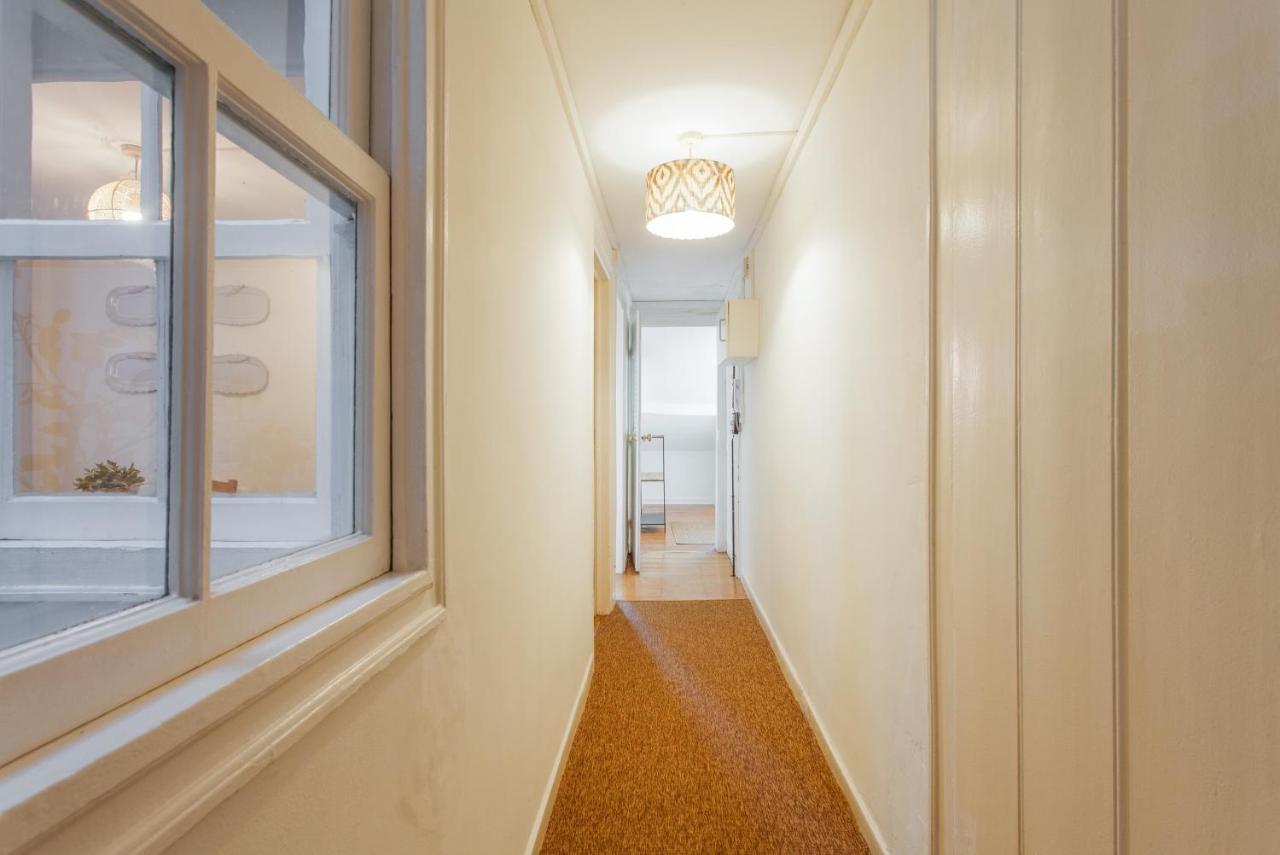 Combro By Patio 25 Apartment Lisabona Exterior foto